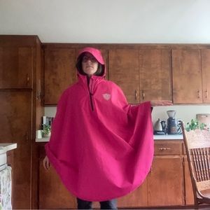 Cleverhood Rover Rain Cape in Mister Pink